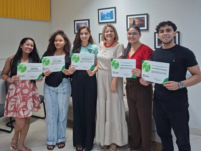 Acadêmicos de Nutrição recebem certificação em projeto de qualidade alimentar